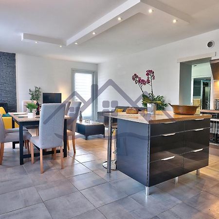 Localise - M33B - Kerbraz, Maison En Duplex Avec Jardin Clos Au Guilvinec - Tout A Pied, Plages, Port, Centre, Commerces, Marche - Wif Inclus - Linge De Lit Inclus Βίλα Εξωτερικό φωτογραφία